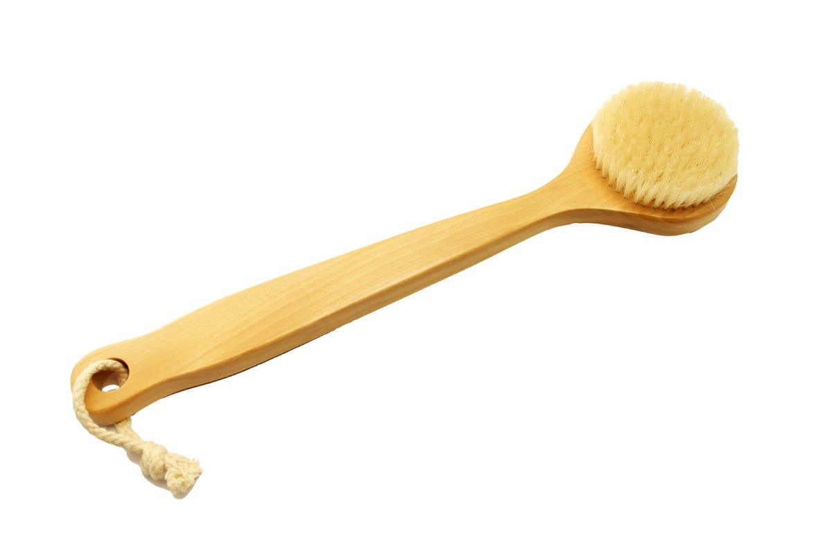 Martina Wood Bath Brush Round - Nature's Source Inc